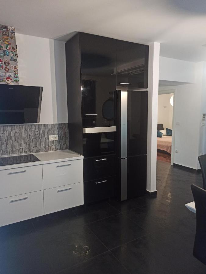 Apartment Bila Шибеник Экстерьер фото